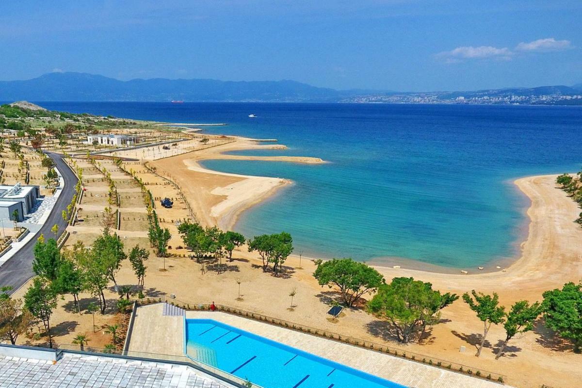 شقة Apartman Lana Omišalj المظهر الخارجي الصورة